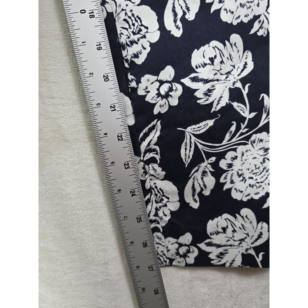 GAP Signature Skinny Ankle Khaki Floral Pants Women's Size 6 Navy White Stretch - Picture 11 of 12